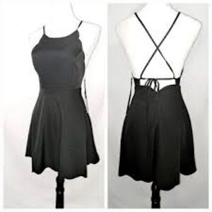 Lulus black satin dress NWT size medium